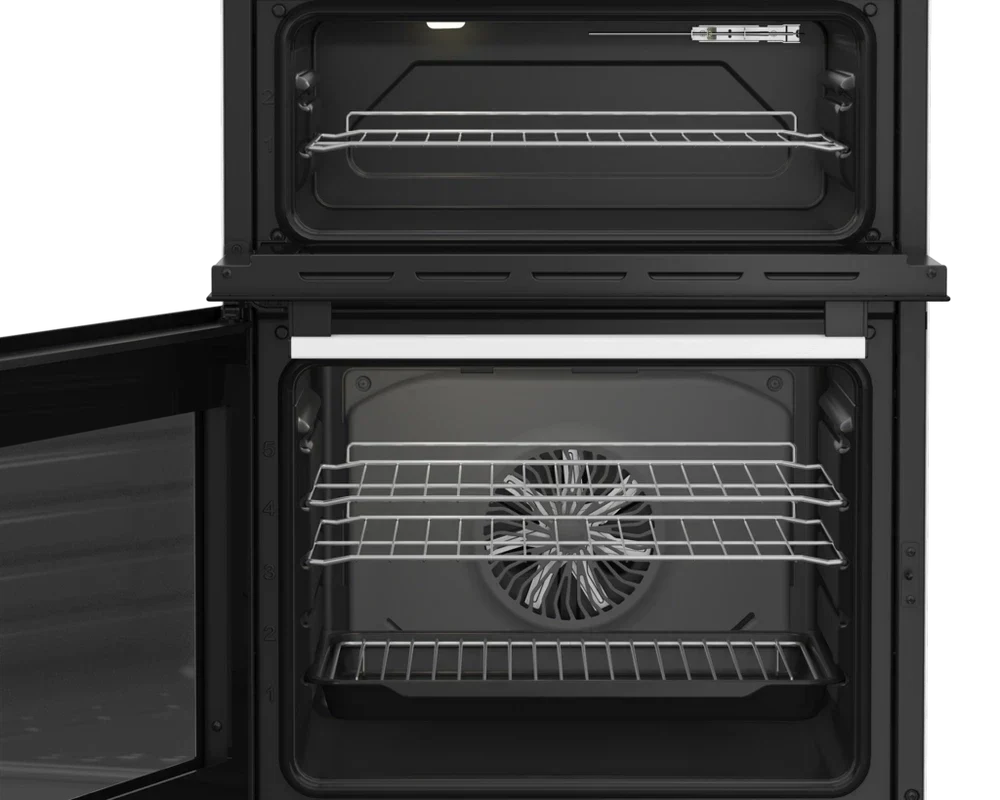 Blomberg HKRN651W 60cm Double Oven Electric Cooker with Vitroceramic Hob White